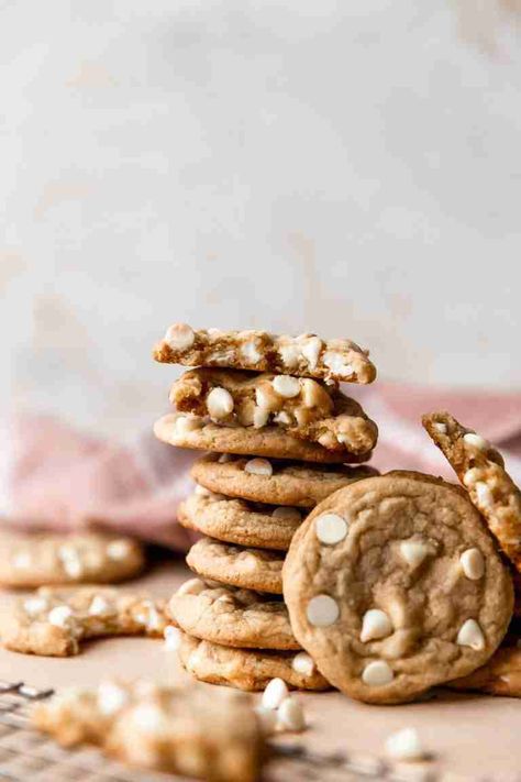 Brown Butter White Chocolate Chip Cookies - KJ and Company Brown Butter White Chocolate Chip Cookies, Brown Butter Cookies, White Chocolate Chip, White Chocolate Chip Cookies, White Chocolate Cookies, Oat Cookies, Cookie Dough Balls, How To Make Brown, Sugar Eggs