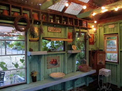 Shed Conversion Ideas, Garden Shed Interiors, Shed Decor, Shed Interior, Shed Ideas, Shed Organization, Greenhouse Shed, Potting Sheds, Potting Bench