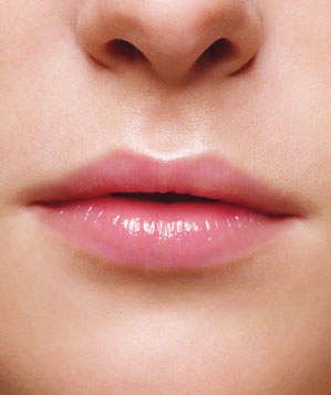 Lip Care Tips, Lip Scrub Homemade, Healthy Lips, Nose Shapes, Lip Exfoliator, Lip Shapes, Moisturizing Lip Balm, Smooth Lips, Soft Lips