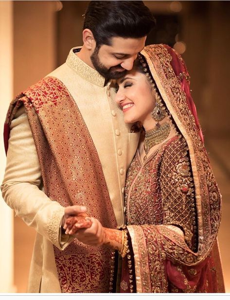 Pretty Indian Wedding Poses, Indian Wedding Photography Couples, Bridal Photography Poses, Indian Wedding Couple Photography, Indian Wedding Couple, Wedding Photoshoot Poses, Wedding Couple Photos, Indian Wedding Photography Poses, Romantic Couples Photography