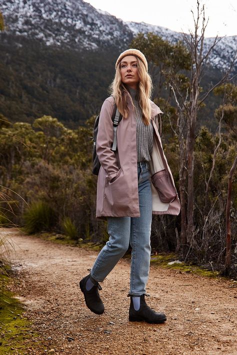 How To Style Blundstone Boots Women, Blundstone Dress Outfit, Styling Blundstone Boots Women, Blundstone Outfit Women, How To Style Blundstone Boots, Styling Blundstone Boots, Blundstone Boots Women, Blundstone Women Outfit, Blundstone Outfit