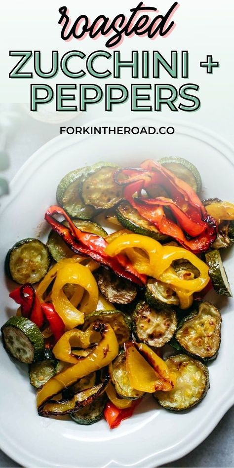 Baked Vegetable Recipe, Zucchini And Peppers, Bell Pepper Recipe, Vegetable Bake Recipes, Easy Roasted Vegetables, Salad Topping, Zucchini Side Dishes, Roasted Zucchini, Fermented Veggies