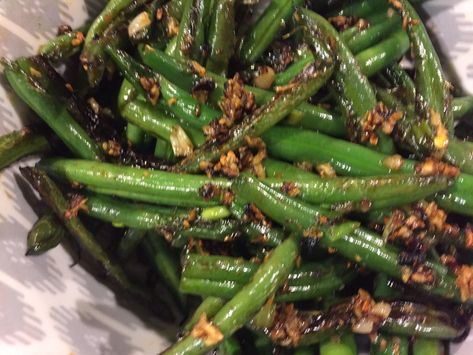 Dry Fried Green Beans, Asparagus Dishes, Ginger Green Beans, Fried Beans, Fried Green Beans, Garlic Green Beans, Fried Green, Wild Ginger, Veggie Side Dishes