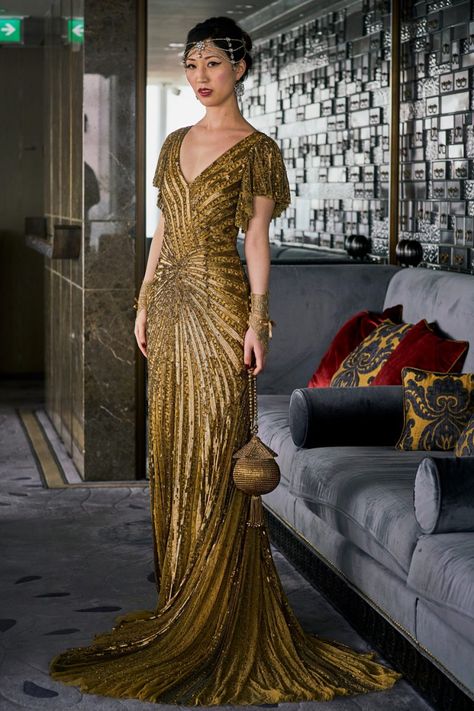 Shangri La at the Shard | 1920s Wedding Dress, Eliza Jane, Great Gatsby Fashion, Gatsby Dress, The Shard, Shangri La, Mermaid Evening Dresses, 1920s Fashion, Moda Vintage