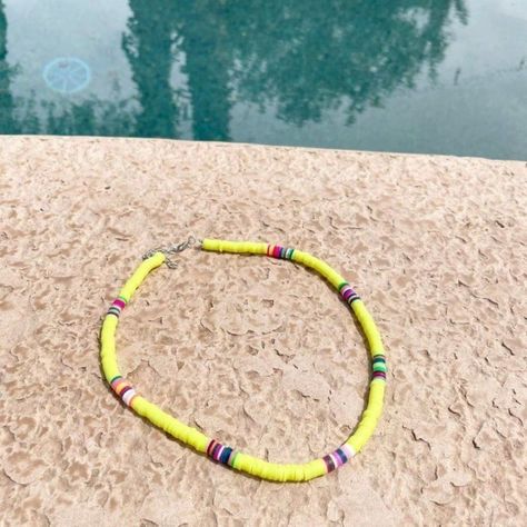 Surfer Boho Beach Bead Necklace Choker One Necklace: Neon Yellow Buy More & Save! Approx: 16 Inch Long W/ Additional 2 Inch Chain Extender. Use Code Beachblondebuy When Signing Up For Poshmark To Receive $10 Off Your First Poshmark Purchase! #Boho #Beachstyle #Loveshackfancy #Roxy #Surferstyle #Surfer #Choker #Gypsy #Hippie #Vsco #Brandymelville #Giftforher #Giftsforgirls #Giftforteen #Surfernecklace Crystal Locket, Diy Choker, Unique Statement Necklace, Boho Style Necklaces, Caged Necklace, Metal Choker, Surfer Necklace, Braided Necklace, Beach Necklaces