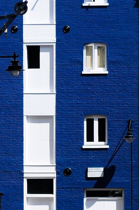 Blue bricks White Black Blue Aesthetic, Blue Building Aesthetic, Blue Black Aesthetic, Blue White Aesthetic, Blue Building, Everything Is Blue, Blue Inspiration, Josef Albers, Casa Exterior