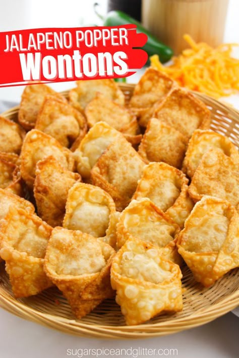 Egg Roll Ideas Appetizers, Keto Wonton Wrapper Recipes, Christmas Ordourves Appetizers, Appetizers With Wonton Wrappers, Jalapeño Wonton Poppers, Jalapeno Popper Eggrolls, Easy Snacks Savory, Appetizers Using Wonton Wrappers, Stuffed Wontons Appetizers