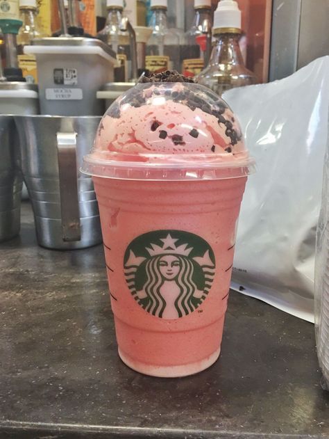 There's A Starbucks Secret Valentine's Day Frappuccino Menu  - Delish.com Starbucks Vanilla Bean Frappuccino, Valentine Drinks, Starbucks Vanilla, Secret Starbucks Recipes, Secret Starbucks Drinks, Star Bucks, Starbucks Secret Menu Drinks, Starbucks Valentines, Starbucks Coffee Drinks