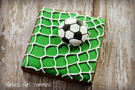 Soccer Cookie Fondant Cake Designs Ideas, Soccer Cakes, Soccer Cookies, Soccer Cupcakes, Football Cookies, Soccer Cake, Fondant Cake Designs, Sport Cakes, Football Cake