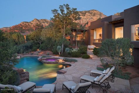 RE MAX Real Estate Sedona AZ | Sedona Homes for Sale in Gated Communities | Sedona AZ Real Estate Best Landscaping Ideas, Terrace Decor, Futuristic Home, Tiny House Community, Front Yard Design, Cob House, Sedona Az, Expensive Houses, Yard Design