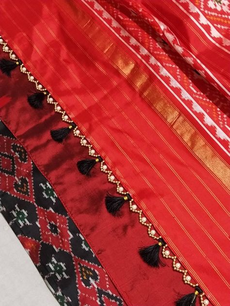 Saree Mudulu Designs, Saree Tassels Designs Latest, Saree Latkan, Saree Kutch, Pallu Designs, Saree Kuch, Saree Tassel, Saree Kuchulu, Saree Kuchu New Designs