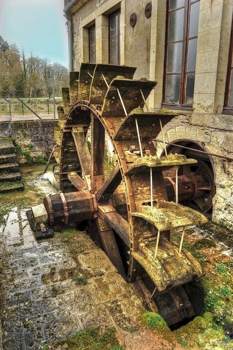 Windmill Water, Water Wheels, Wind Mills, Grist Mill, Water Powers, Water Mill, Breathtaking Places, Chateau France, Water Wheel