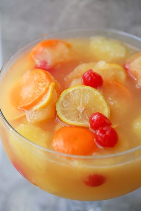 Pineapple Punch Recipe Alcoholic, Easy Yellow Punch Recipes, Sunshine Punch Recipe, Frozen Punch Recipe Non Alcoholic, Orange And Pineapple Juice, Graduation Punch Recipes, Punch For A Crowd Nonalcoholic, Yellow Punch Recipe, Summer Punch Nonalcoholic