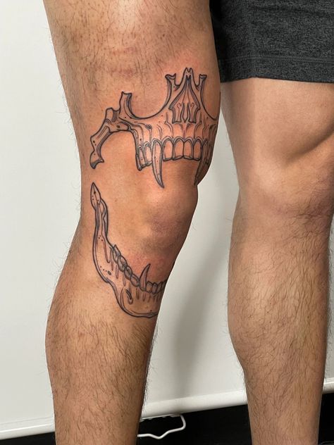 Skull Jaw Tattoo, Jaw Tattoo Knee, Vampire Teeth Tattoo, Skull Jaw, 108 Tattoo, Jaw Tattoo, Teeth Tattoo, Tattoo Knee, Knee Tattoos