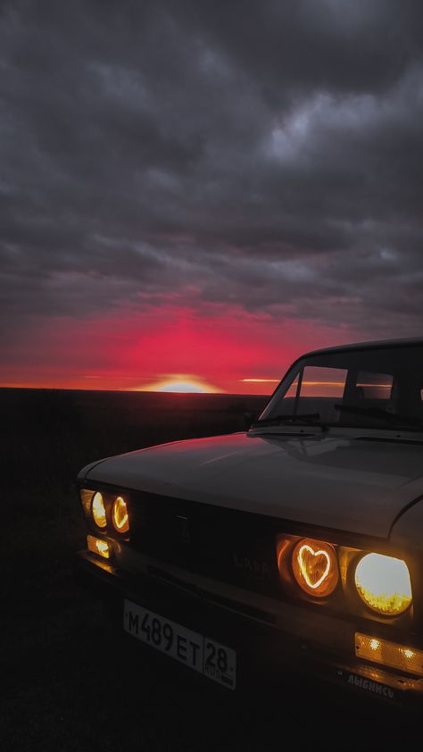 love sunset Love Sunset, Gtr Car, Night Vibes, Pink Car, Phone Wallpaper Images, Sunset Pictures, Drift Cars, Life Photo, Bmw Cars