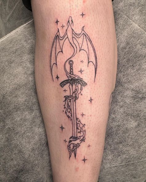 4 • this guy still needs shading but a Throne of Glass inspired tattoo for the lovely Maddie ❤️ - - - #tattoodesign #tattooapprentice #booktattoo #bookinspired #booklover #tattooapprenticeship #melbournetattoo #aussieartist Throne Of Glass Series Tattoo, Throne Of Glass Abraxos Tattoo, Throne Of Glass Tattoo Ideas Manon, Manon Blackbeak Tattoo, Abraxos Tattoo, Sjm Tattoos, Sjm Tattoo, Throne Of Glass Tattoo, Book Tattoos