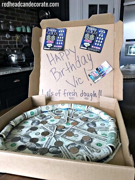 Looking for a fun and unique way to gift money? Check out this creative cash pizza idea by Redhead Can Decorate. Perfect for birthdays, graduations, or any special occasion, this clever presentation turns cash into a delightful surprise. Learn how to craft a pizza box filled with 'dough' that will leave your loved ones smiling and excited. It's a thoughtful and memorable way to give the gift of choice. Pizza Box Money Gift, Money Pizza, Football Promposal, Pie Gifts, Building Games For Kids, Unicorn Treats, Pizza Gifts, Dollar Store Diy Organization, Christmas Vases