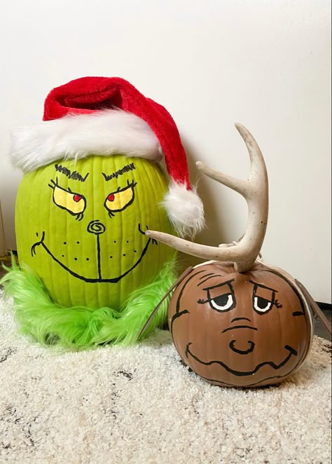 Pumpkin Painting Ideas Disney Characters, Grinch Pumpkin Decorating, Pumpkin Character Design Book Characters, Christmas Pumpkin Painting Ideas, The Grinch Pumpkin Painting, Grinch Pumpkin Painting, Book Character Pumpkins Contest, Painted Punkins, Storybook Pumpkin Ideas