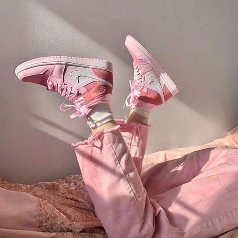 Pink Nike, Nike Sneakers, Jordan, Nike, Bed, Sneakers, Pink, On Instagram, Instagram