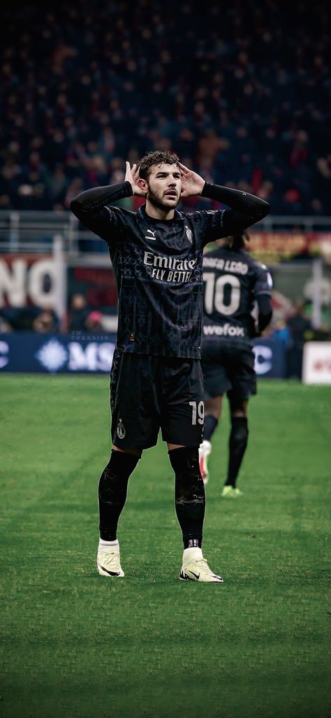 AC Milan Wallpapers Ac Milan Theo Hernandez, Theo Hernandez Milan Wallpaper, Theo Hernandez Wallpaper, Theo Hernandez Milan, Ac Milan Wallpapers, Theo Wallpaper, Football Celebrations, Theo Hernandez, Milan Wallpaper