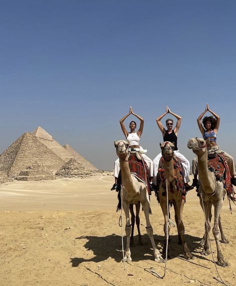 Egypt Vacation Aesthetic, Egypt Picture Ideas, Egypt Travel Aesthetic, Egypt Photo Ideas, Gap Year Aesthetic, Egypt Pictures, Egypt Photos, Egypt Vacation, Egypt Trip