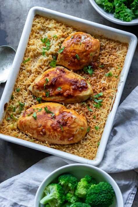 Korean Oven Baked Chicken and Rice Rice Baked In Oven, Chicken Breast And Rice, Oven Baked Chicken And Rice, Baked Chicken And Rice, Gochujang Chicken, Baked Chicken Breasts, Fermented Kimchi, Marinating Chicken Breast, Oven Baked Chicken Breasts