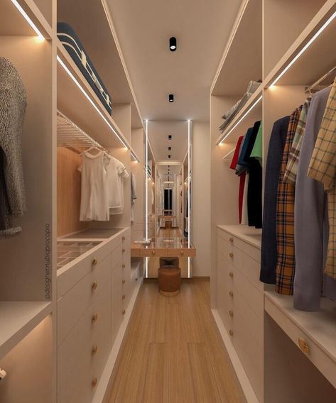 Modern Wall Closet, Small Walkin Closet, Closet Redesign, Small Closet Design, Dream Closet Design, Walk In Closet Design, Closet Design Layout, House Interior Design Styles, Luxury Closets Design