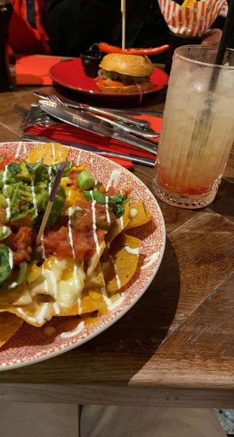 nachos, food, refreshing mocktail drink Sesame Allergy, Tgi Fridays, Allergies, Travel