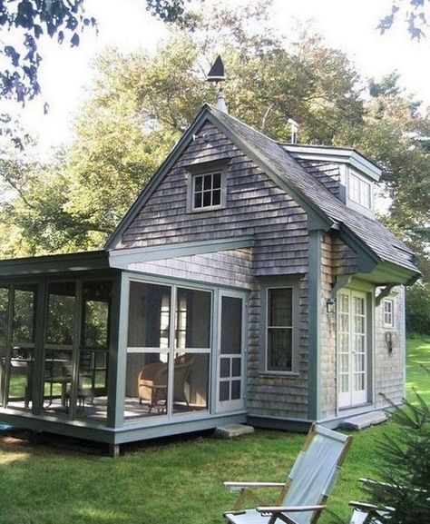 Small Cottage House Plans, Glass Railings, Small Cottage Homes, Tiny House Interior Design, Shed To Tiny House, Small Cottages, A Small House, Tiny Cottage, Micro House