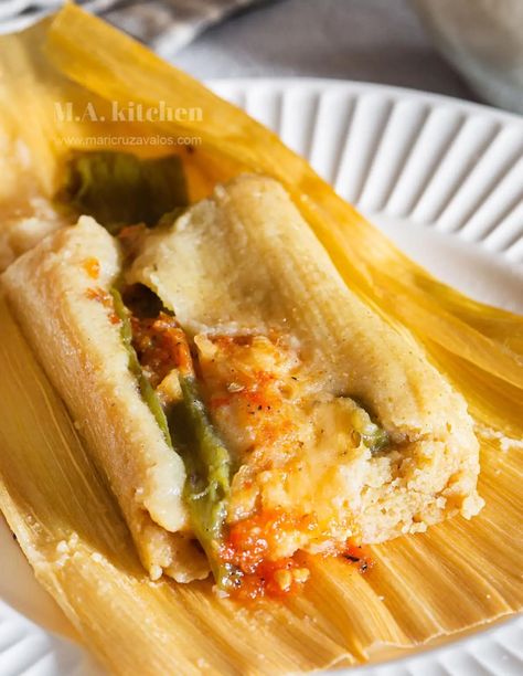 Tamales de Rajas (cheese and peppers tamales). - Maricruz Avalos Kitchen Blog Cheese And Pepper Tamales, Cheese Tamales Recipe, Authentic Tamales Recipe, Easy Tamales Recipe, Cheese Tamales, Homemade Tamales Recipe, America Recipes, Easy Tamales, Mexican Tamales