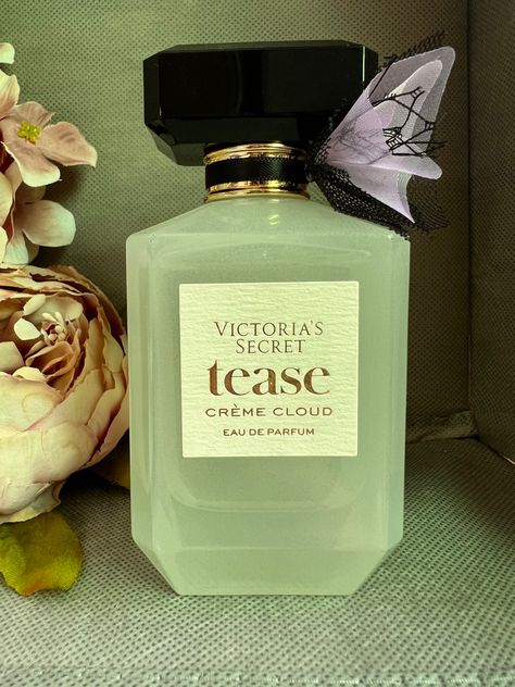 Tease Creme Cloud Perfume, Creme Cloud Victoria Secret, Victoria Secret Tease Creme Cloud Perfume, Vs Tease Perfume, Vintage Victoria Secret Perfume, Tease Perfume, Victoria Secret Noir Tease Perfume, Victoria Secret Body Spray, Game Of Thrones Poster