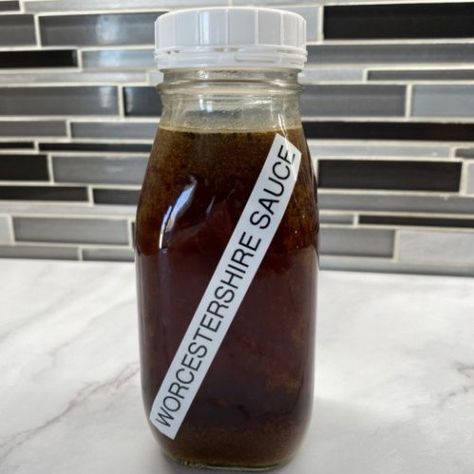 Homemade Worcestershire Sauce - Food Storage Moms Homemade Worcestershire Sauce, Salad Dressing Homemade, Fermentation Station, Hamburger Stroganoff Recipe, Worcestershire Sauce Recipes, Unique Sauces, Food Storage Recipes, Healthy Sauces, Fitness Meals