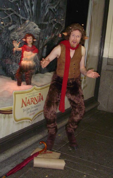 Mr. Tumnus costume Mr Tumnus Costume, Tumnus Costume, Narnia Makeup, Tumnus Narnia, Narnia Birthday, Amy Core, Narnia Costumes, Mr Tumnus, Witch Wardrobe