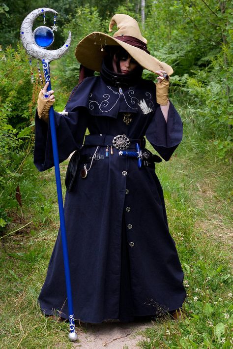 Ren Faire Wizard, Mage Pose Reference, Mage Pose, Steampunk Wizard, Mage Costume, Mage Outfit, Mage Cosplay, Mage Art, Mage Robes