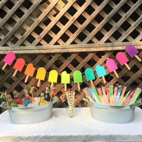 Popsicle Party, Pop Baby Showers, Ice Cream Birthday Party, Pool Party Decorations, Fiesta Tropical, Summer Banner, Summer Birthday Party, Paper Diy, Popsicle Stick