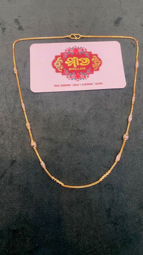 Chain Designs Gold, Thali Chains, Pretty Gold Necklaces, Cash Counter, Jhumka Designs, Black Beads Mangalsutra Design, Gold Earrings Models, Fancy Jewelry Necklace, Neck Jewelry