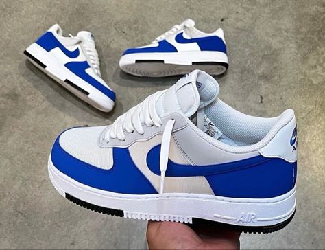 Nike Uptown, Tenis Air Force, Nike Fashion Shoes, Pretty Shoes Sneakers, Tenis Nike, Nike Shoes Jordans, Shoes World, Nike Air Shoes, Exclusive Sneakers