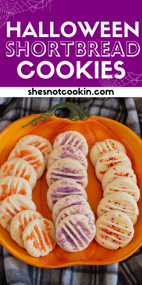 Halloween shortbread cookies on a pumpkin plate. Halloween Shortbread, Cookies No Mixer, Halloween Food Hacks, Cute Halloween Treats, Kids Halloween Food, Halloween Cookie Recipes, Halloween Sprinkles, Halloween Treats For Kids, Easy Halloween Food