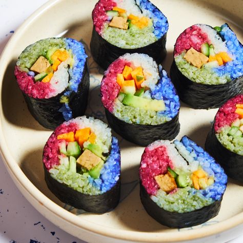 Rainbow Sushi Rainbow Sushi, Sushi Fillings, Vegan Wrap, Mushroom Recipes Pasta, Plant Based Lunch, Vegan Wraps, Vegan Sushi, Natural Food Coloring, Beetroot Powder