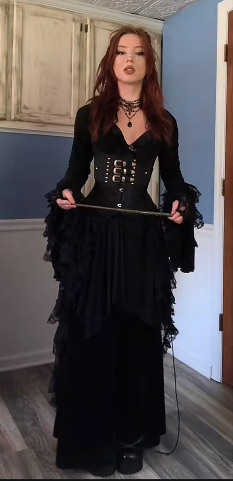 The Best People Are Crazy, Goth Prom, Ren Faire Outfits, Vampire Dress, Fair Outfit, Vampire Clothes, People Are Crazy, Pirate Outfit, Fair Outfits