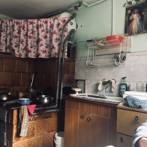 Grandma Aesthetic, Childhood Aesthetic, European Kitchens, European Aesthetic, Great Grandma, East Europe, Fantasy Homes, Grandmas House, In Another Life