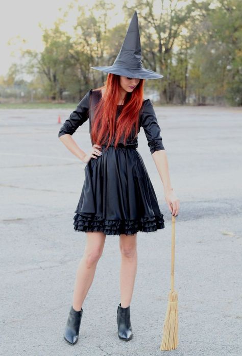 Embrace the beauty of an all black Halloween costume with these easy ideas. #halloween #halloweencostumes #allblackoutfit Red Headed Witch, Halloween Costumes Clever, Creative College Halloween Costumes, Halloween Party On A Budget, All Black Costumes, Costume Quest, All Black Halloween Costume, Witches Costumes For Women, Black Dress Halloween Costume