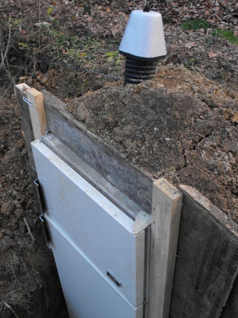 Running out of storage for your produce? If you harvest an abundant amount of root vegetables like potatoes and carrots and/or fruits like apples, making a root cellar with an old refrigerator is a simple, yet effective, storage solution. Root cellars are one of the earliest food storage methods And today, the concept is still used together with the other modern ways of storing food like refrigerators and freezers. You can build a root cellar with earthbags, concrete blocks and timber. H... Water Cistern, Old Refrigerator, Root Cellar, Chimney Cap, Homestead Survival, Cold Storage, Emergency Prepping, Off Grid Living, Survival Prepping