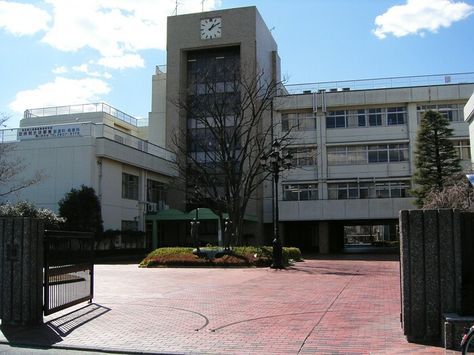 Japan High School, Yandere X Reader, School Building Design, Japanese High School, School Entrance, Building Aesthetic, High Building, Aesthetic Japan, Japanese School