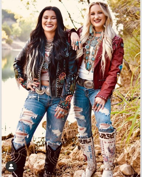 Emo Cowgirl, Nfr Style, Rodeo Style, Laughter Is The Best Medicine, Western Vibes, Rocker Chick, Country Girls Outfits, Rodeo Fashion, Girls Outfits