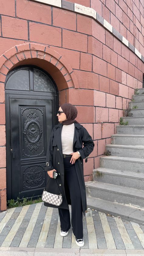 #ootd #fashion #hijab #fall #autumn #black #trench #outfits #converse #parisian #style Black Trench Coat Outfit Hijab, Trench Outfit, Trench Coat Outfit, Fashion Hijab, Outfit Hijab, Trench Coat Black, Coat Outfits, Hijab Outfit, Ootd Fashion