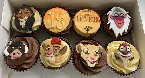 Lion king cupcakes King Cupcakes, Lion King Cupcakes, Lion Cupcakes, Safari Baby Shower Boy, Lion King Theme, Boys 1st Birthday Cake, Lion King Party, Lion King Cakes, Happy Birthday Decor