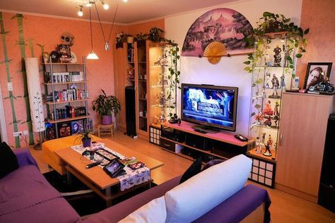 Anime Inspired Home Decor, Anime Apartment Decor, Anime House Decor, Anime Living Room Decor, Anime Rooms, Otaku Room, Apartment Makeover, Goth Home Decor, Indoor Design