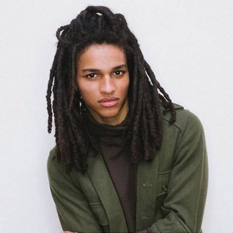 The Complete Beginner's Guide To Men's Locs: What To Know | Hair.com By L'Oréal Beginner Locs Men, Beginner Dreads For Men, How To Wash Locs, Bandana With Locs Men, Professional Locs For Men, Traction Alopecia, Popular Mens Hairstyles, Hot Hair Styles, Hair Strand