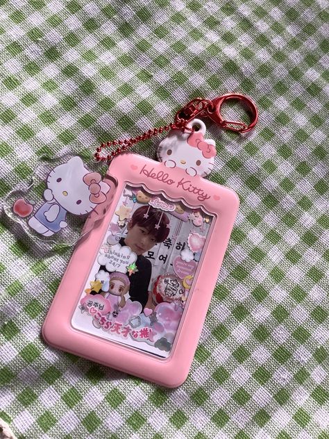 hello kitty sanrio cardholder with juyeon polco! Cardholder Aesthetic, Hello Kitty Photo Frame, Sanrio Card Holder, Hello Kitty Card, Kpop Core, Hello Kitty Photos, Hello Kitty Sanrio, Craft Card, What In My Bag